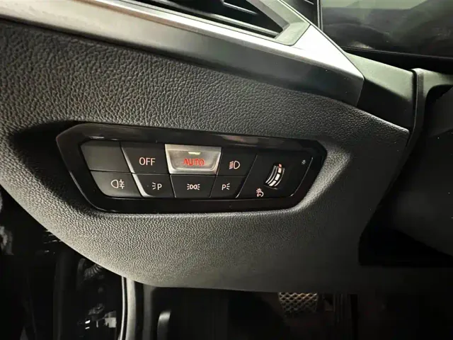 BMW 3 Series — Фото автомобиля 24