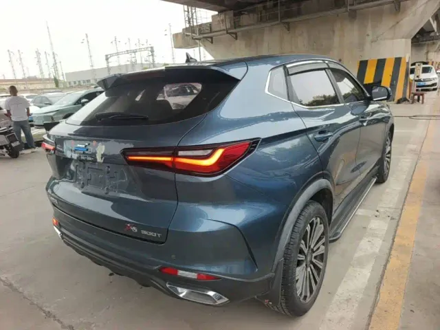 Changan Oushang X5 — Фото автомобиля 6
