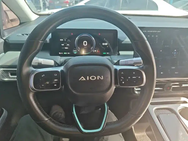 GAC Aion Y — Фото автомобиля 10