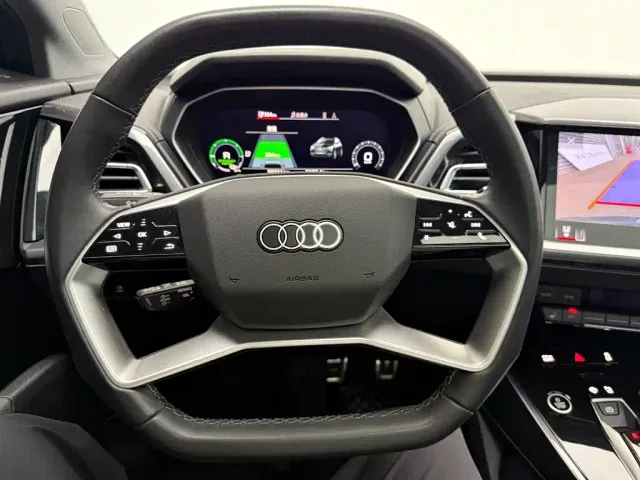 Audi Q4 e-tron — Фото автомобиля 11