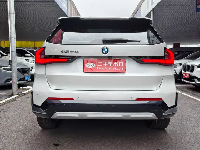 BMW X1 — Фото автомобиля 11