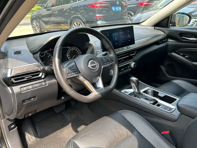 Nissan Teana — Фото автомобиля 11