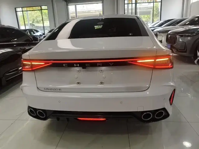 Chery Arrizo 8 — Фото автомобиля 5