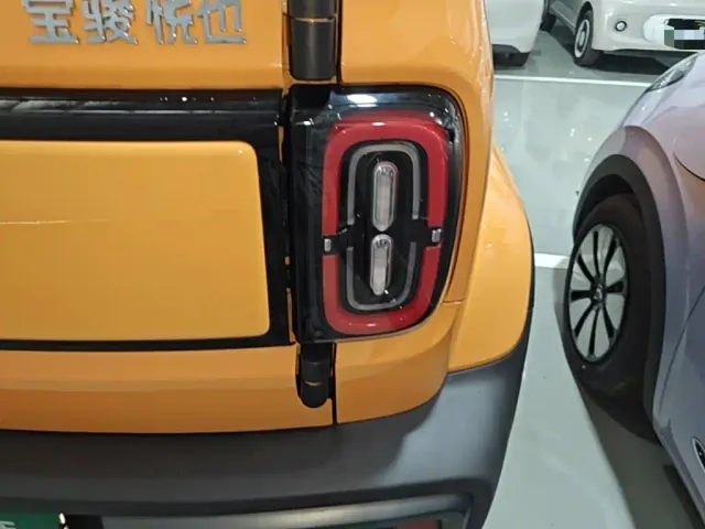 Baojun Yep — Фото автомобиля 7