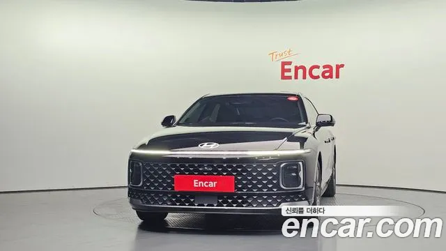 Hyundai Grandeur GN7 — Фото автомобиля 3