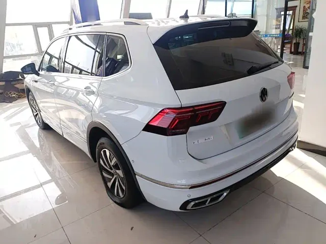 Volkswagen Tiguan L PHEV — Фото автомобиля 4