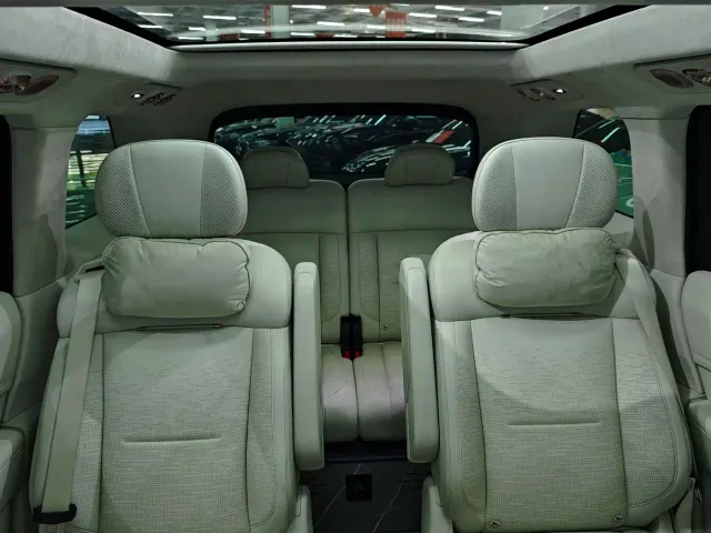 Lynk & Co 900 — Фото автомобиля 12