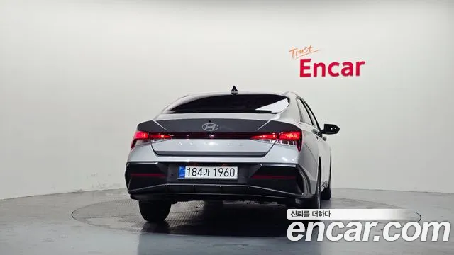 Hyundai AVANTE Новый Avante (CN7) — Фото автомобиля 4