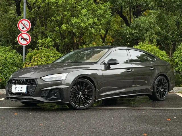 Фотография автомобиля — Audi A5
