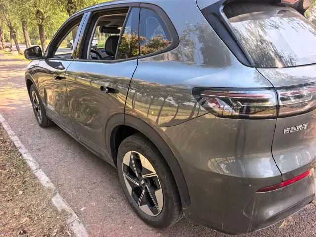 Geely Galaxy E5 — Фото автомобиля 7