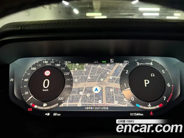 Land Rover Range Rover Sport — Фото автомобиля 6