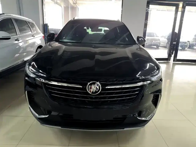 Buick Envision Plus — Фото автомобиля 2
