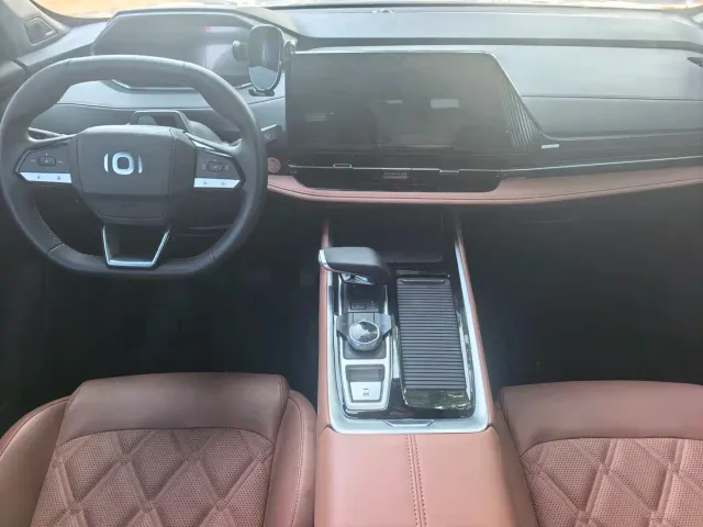 Changan Qiyuan Q05 — Фото автомобиля 5