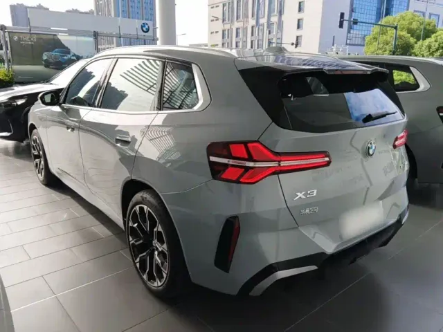 BMW X3 — Фото автомобиля 4