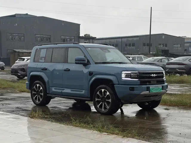 BYD FangChengBao Leopard 5 — Фото автомобиля 3
