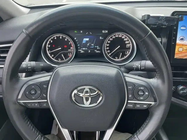 Toyota Camry — Фото автомобиля 11