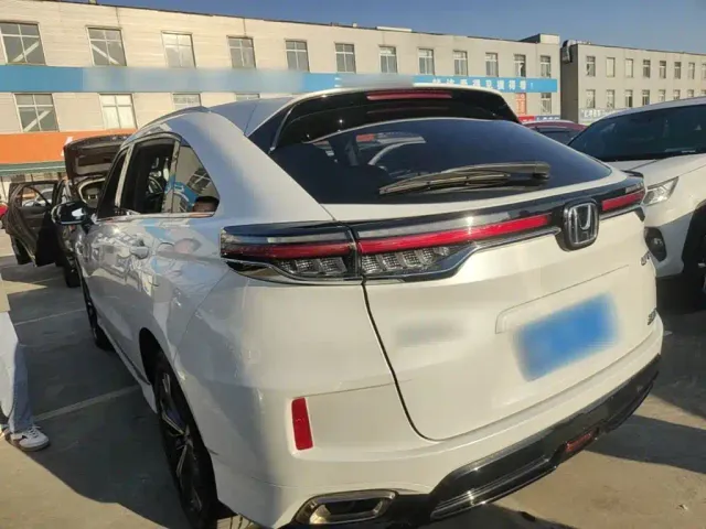 Honda UR-V — Фото автомобиля 4
