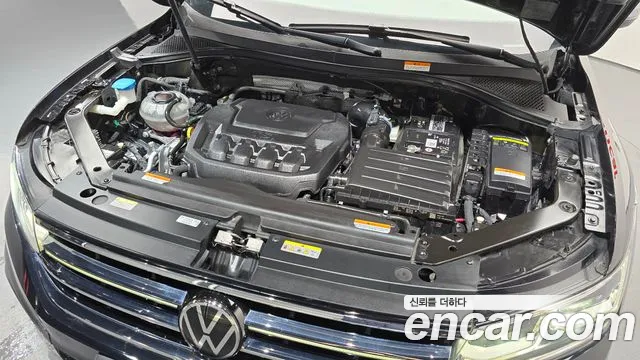 Volkswagen Tiguan — Фото автомобиля 9