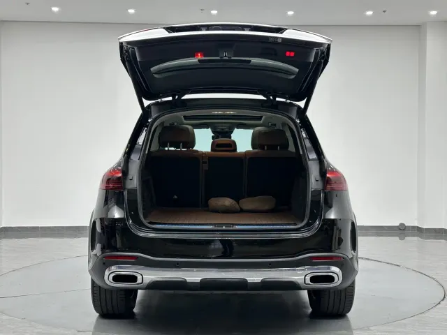 Mercedes-Benz GLE-Class — Фото автомобиля 28