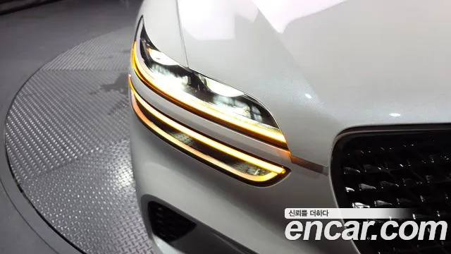 Genesis GV70 2.5T Бензин 2WD — Фото автомобиля 21