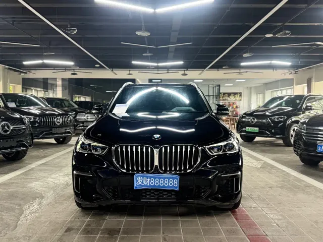 BMW X5 — Фото автомобиля 2