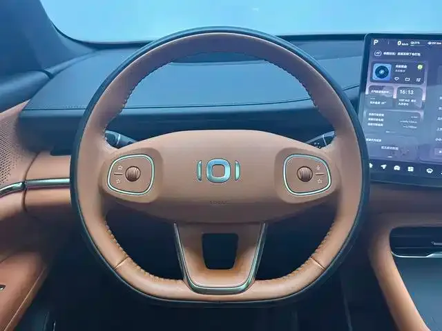 Changan Qiyuan Q07 — Фото автомобиля 9