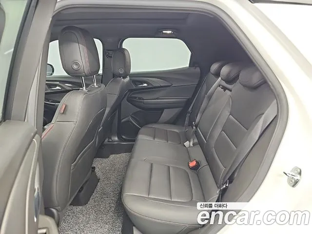 Chevrolet Trailblazer — Фото автомобиля 12