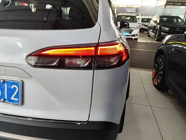 Toyota Frontlander — Фото автомобиля 7
