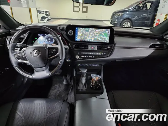 Lexus ES — Фото автомобиля 6