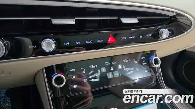 Genesis GV70 — Фото автомобиля 20