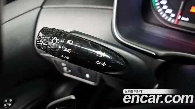 Hyundai Tucson Tucson (NX4) Бензин 1.6 Turbo 4WD — Фото автомобиля 19