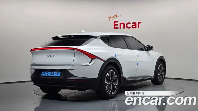 Kia EV6 — Фото автомобиля 2
