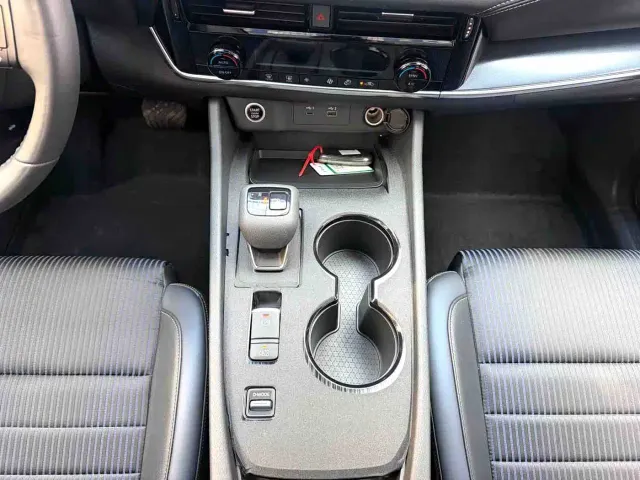 Nissan Qashqai — Фото автомобиля 12