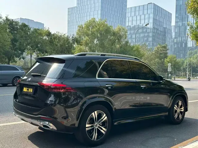 Mercedes-Benz GLE-Class — Фото автомобиля 10