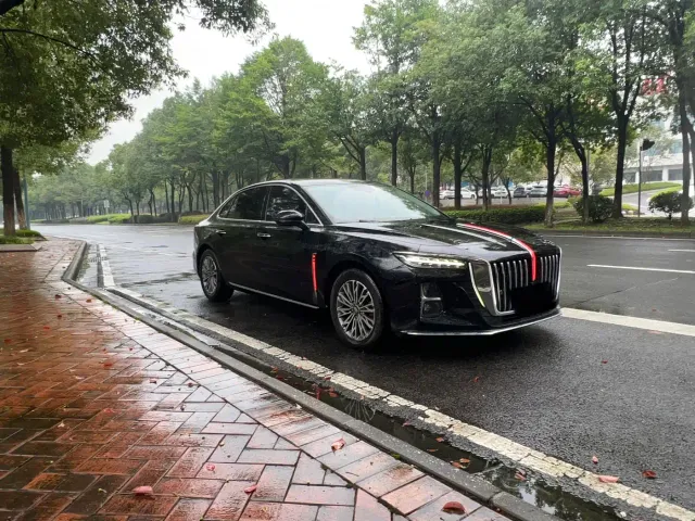 Hongqi H5 — Фото автомобиля 3