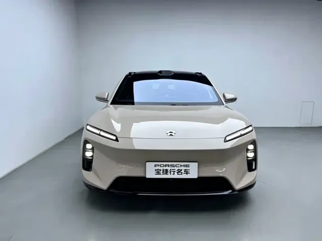 Nio ET5 Touring — Фото автомобиля 4