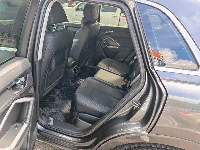 Audi Q3 — Фото автомобиля 12