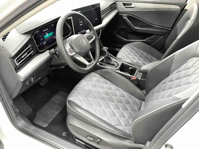 Volkswagen Sagitar — Фото автомобиля 8