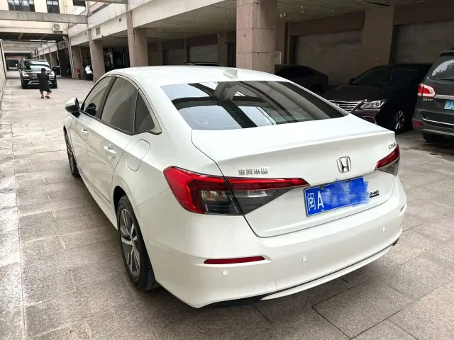 Honda Civic — Фото автомобиля 4
