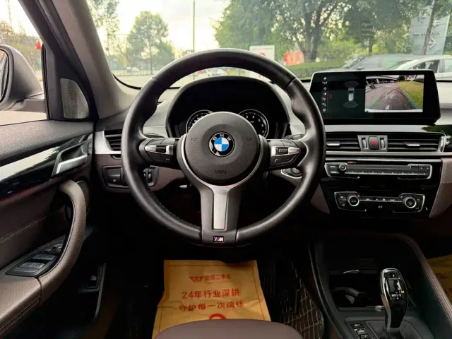 BMW X1 — Фото автомобиля 14