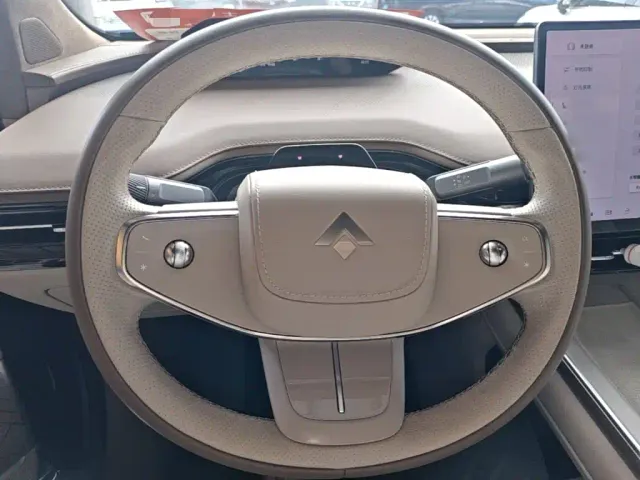 GAC Hyptec HT — Фото автомобиля 6