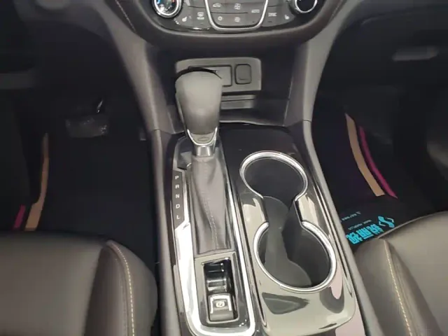 Chevrolet Equinox — Фото автомобиля 13
