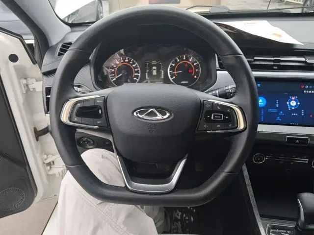 Chery Tiggo 3x — Фото автомобиля 10
