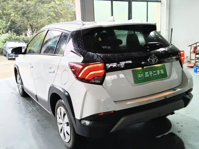 Toyota YARiS L Zhi Xuan — Фото автомобиля 4