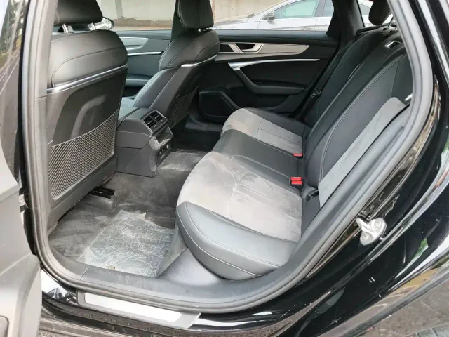 Audi A6L — Фото автомобиля 8