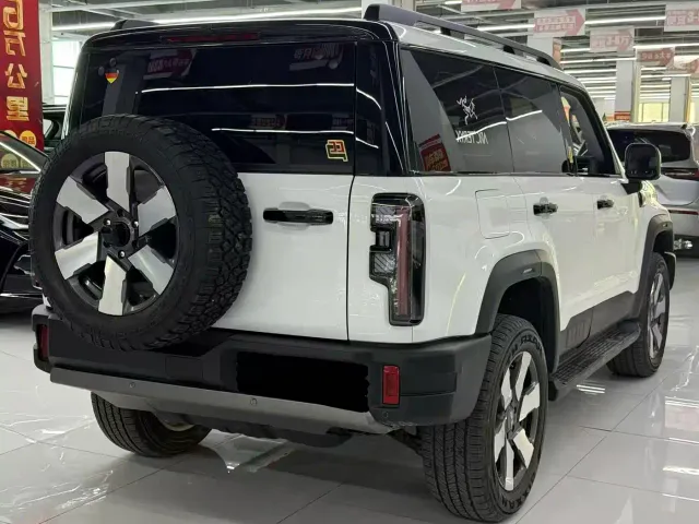 BAIC BJ40 — Фото автомобиля 9