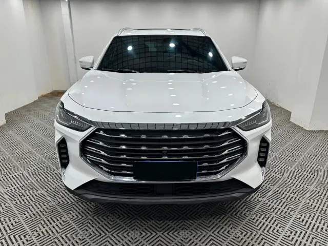 Jetour X70 Plus — Фото автомобиля 2