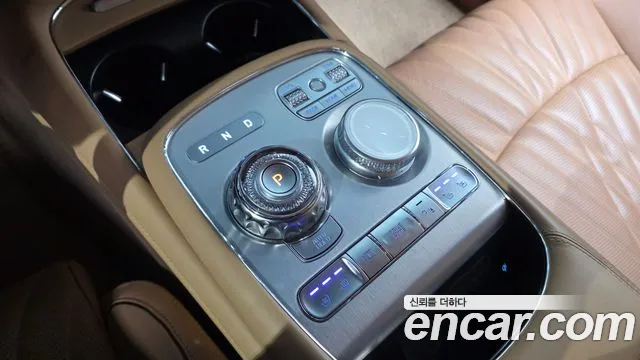 Genesis G90 RS4 — Фото автомобиля 9
