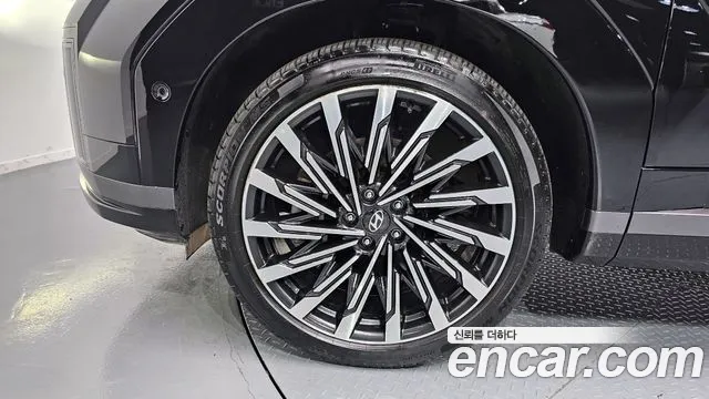Hyundai Santafe Santa Fe (MX5) Бензин 2.5T 2WD — Фото автомобиля 5