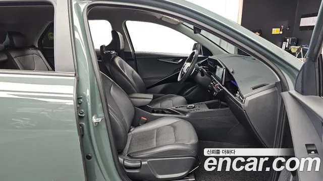 Kia Niro The All New — Фото автомобиля 11
